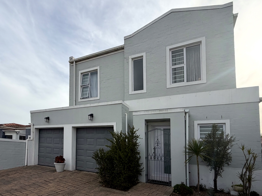 4 Bedroom Property for Sale in Jagtershof Western Cape